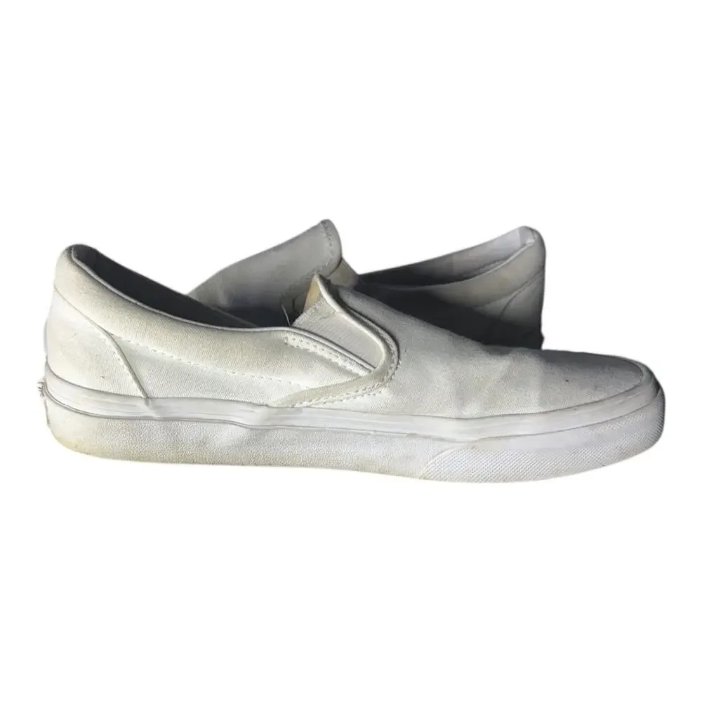 Vans Classic Slip On True White Slip On Sneakers Women’s Size 7 Skater Sneakers